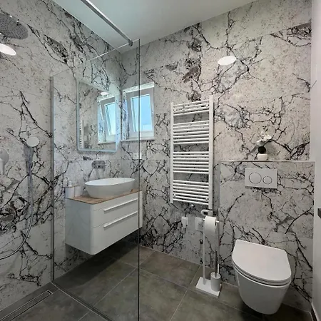Maris * Split